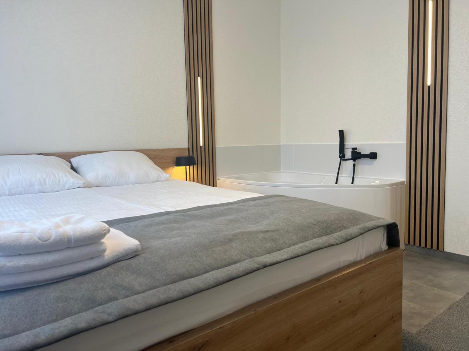 Plonia Resort 외부 사진